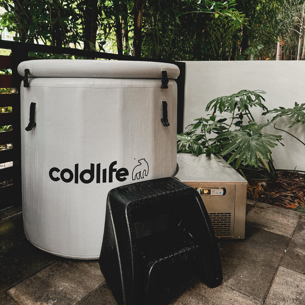 Cold Life Ultimate Lite Inflatable Plunge | Made in America – The Cold Life